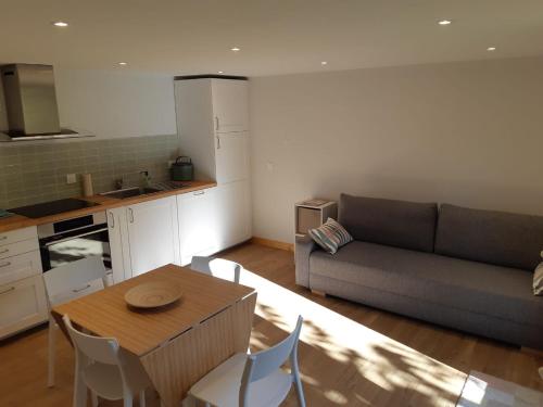 Dining area sa apartment