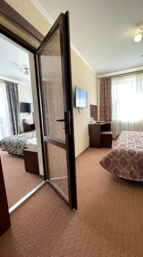 Mountain Lift 7 Hotel – Photos 2