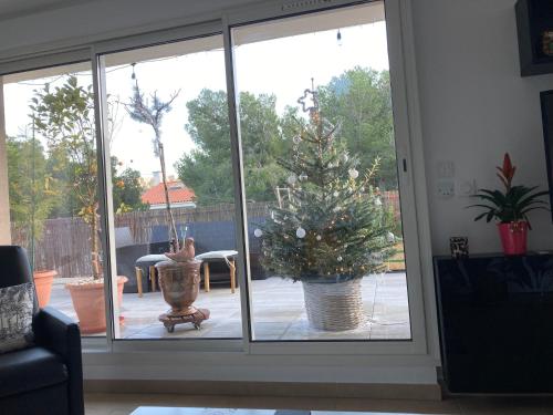 Photo de la galerie de l'établissement TERRASSES PARC NATIONAL DES CALANQUES-SORMIOU, à Marseille