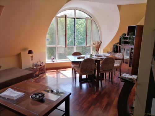 A kitchen or kitchenette at Ático Anllóns