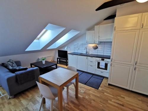 1 room apartment centrally located in Malmö - Skvadronsgatan 31 1503にあるキッチンまたは簡易キッチン