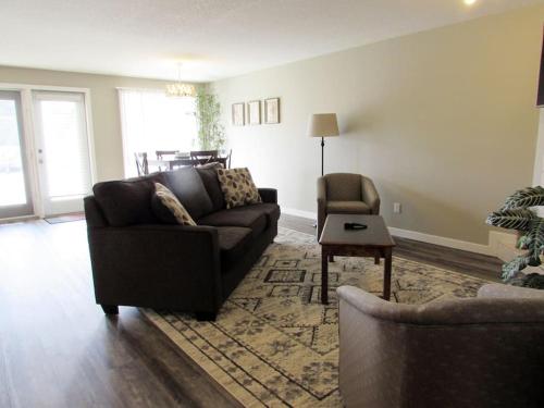 Gallery image of Paradise Canyon Golf Resort, Signature Walkout Condo 380 in Lethbridge