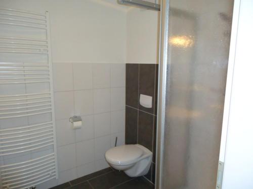 Een badkamer bij Postwiese 21A