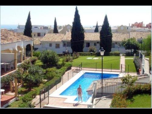 Homely Apartament - Stella Blanca, Fuengirola – Precios ...