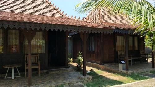 Κήπος έξω από το Omah Laut Bondo Jepara - by the beach, direct view of the sea, great base for water sports