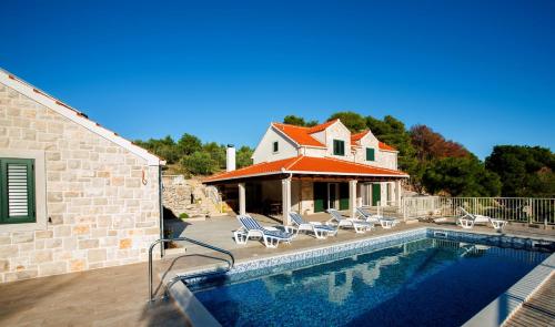 Beautiful Villa Sun Paradise – Photos 2