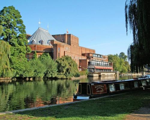 Gallery image of Avonpark House in Stratford-upon-Avon