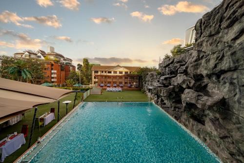 Swimmingpoolen hos eller tæt på PrideInn Azure Hotel Nairobi Westlands