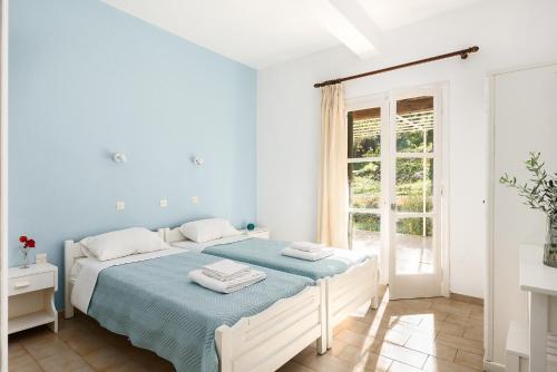 Imagen de la galería de Apollon Apartments, en Kassiopi