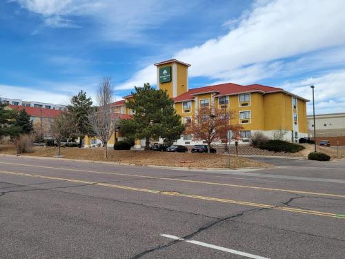 GreenTree Inn Denver Tech Center – Photos 2