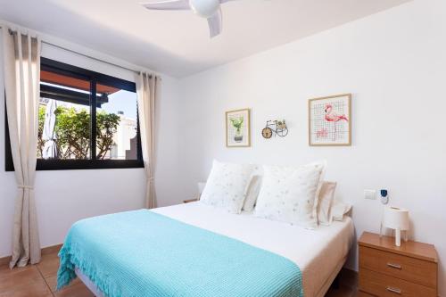 Postel nebo postele na pokoji v ubytování El Paraíso - Costa Adeje - CanaryHousing
