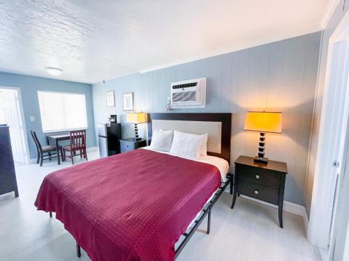 Gallery image of Sunrise Resort Motel South in Clearwater Beach