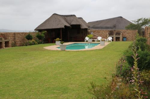 Gallery image of Outeniquabosch Lodge in Hartenbos