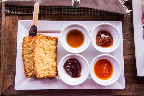 Еда / где поесть недалеко от отеля