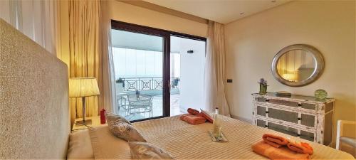 Posezení v ubytování LUXURY APARTMENT FRONTAL BEACH in Doncella Beach