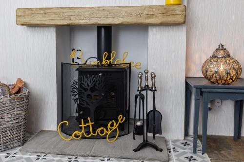 Finest Retreats - Bumblebee Cottage – Photos 2
