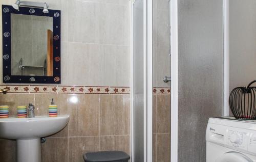 Bathroom sa Apartamento en Torrox: 2 dormitorio wifi y piscina