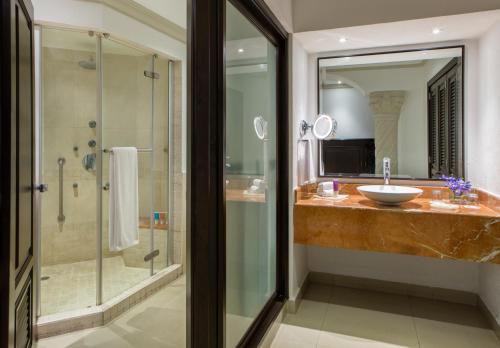 Un baño de Hyatt Zilara Cancun - All Inclusive - Adults Only