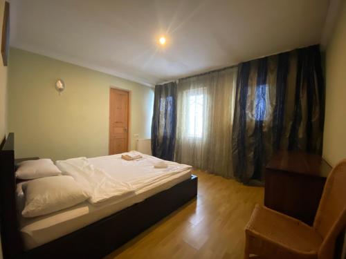 Cama o camas de una habitación en Art Villa Bakuriani