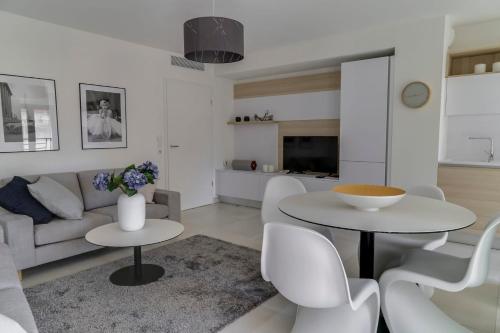 Immogroom- Modern - AC - Close to the beach