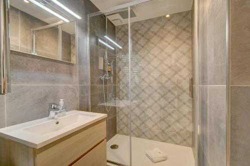 Upstays - AC - 5min from the beaches 8 min from Palais