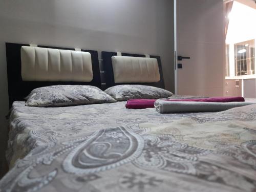 Cama ou camas em um quarto em Luxury Duplex in the Center of Alsancak