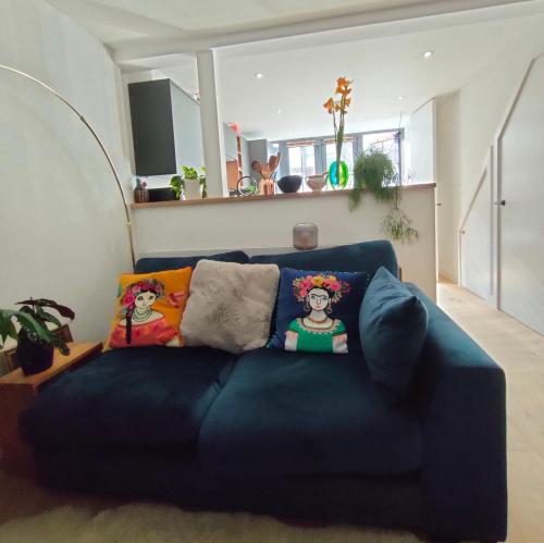 Cosy 3 Bed Terrace Stables Mews In Stoke Newington