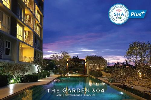 Πισίνα στο ή κοντά στο The Garden 304