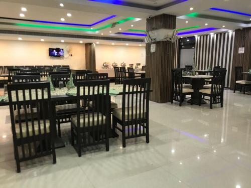 Restaurace v ubytování Hotel Sarweshwary