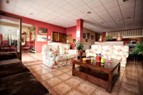 Χώρος καθιστικού στο Hotel Covadonga