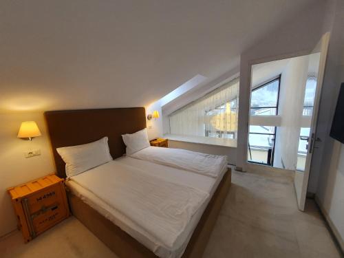 Apart Hotel Vlad Tepesにあるベッド