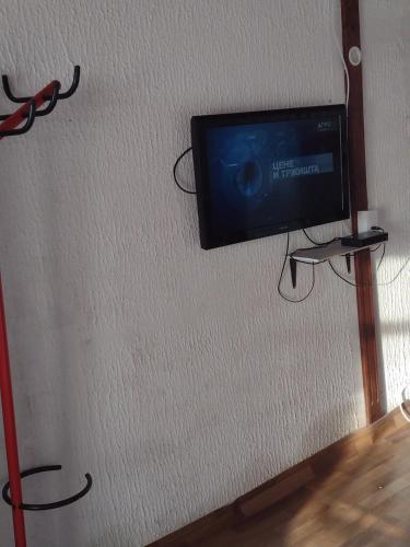 TV a/nebo společenská místnost v ubytování Prenoćište Inđija Hrvić