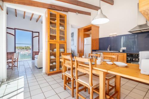 Η κουζίνα ή μικρή κουζίνα στο Casa Can Gelat by Mallorca House Rent