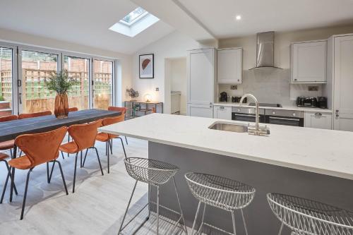 Host & Stay - Uggleby House – Photos 2