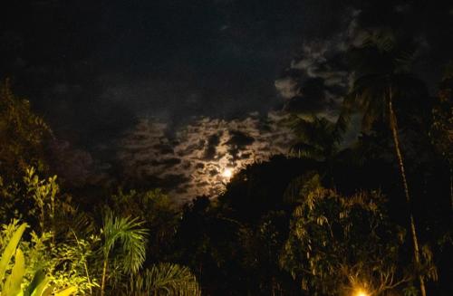 a view of a stormy sky at night at Espaço Viverde Penedo in Penedo