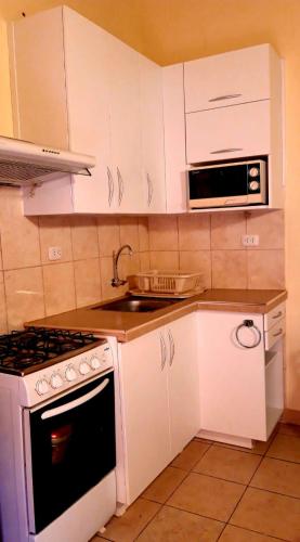Cuina o zona de cuina de Kanata Properties 2