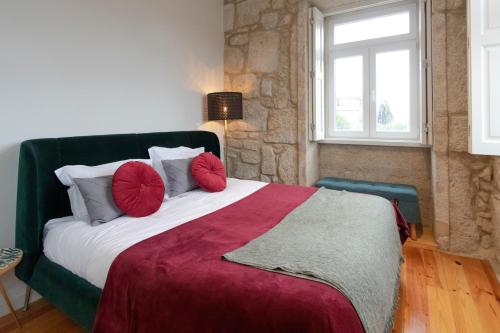 Ένα ή περισσότερα κρεβάτια σε δωμάτιο στο HM - Porto Blue Pool Apartment