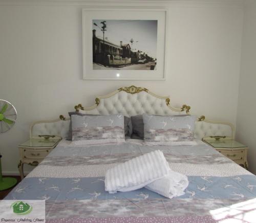 Gallery image of Princess Holiday Home in Cape Town