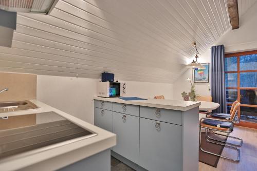 a kitchen with a sink and a counter top at Ferienparadies Klingberg Ferienparadies Klingberg Appartement 6 in Klingberg