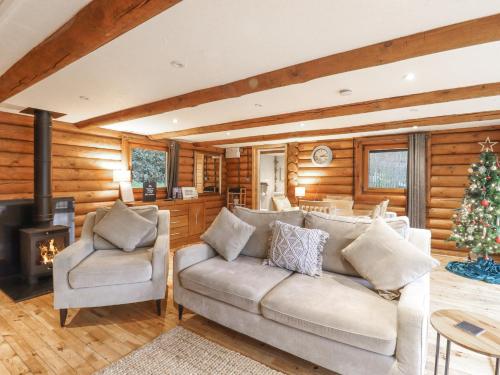 The Fishing Lodge – Photos 2