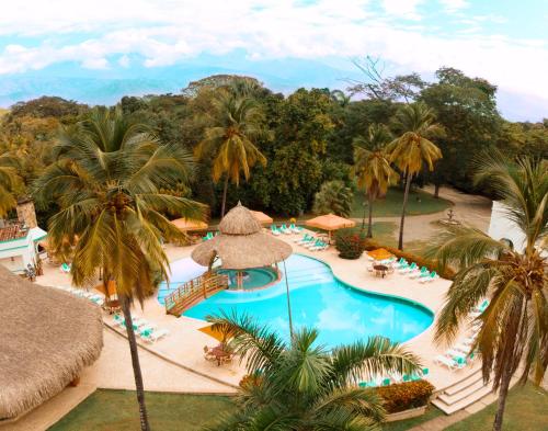 Hotel y Spa Santa Fe Colonialの敷地内または近くにあるプール