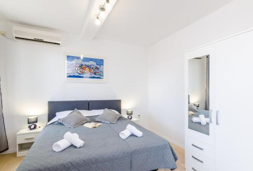 Miracle Apartments