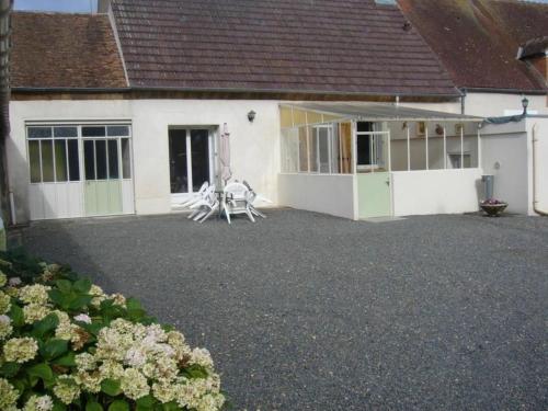 Gîte Courcy-aux-Loges, 3 pièces, 5 personnes - FR-1-590-35