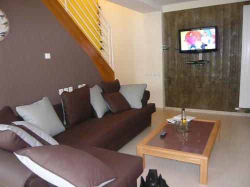 TV o dispositivi per l'intrattenimento presso Gîte moderne à Rebeuville, proche Neufchâteau, 3 ch., accès PMR, pêche, WIFI, tout inclus - FR-1-589-157