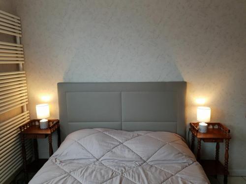 Postelja oz. postelje v sobi nastanitve Gîte Hagécourt, 3 pièces, 4 personnes - FR-1-589-138