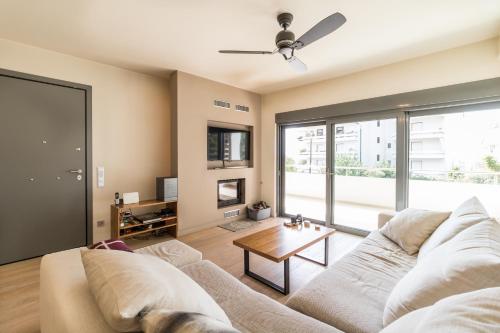 Kép Luxury 3 Bedroom Apartment with garden in Glyfada szállásáról Athénban a galériában