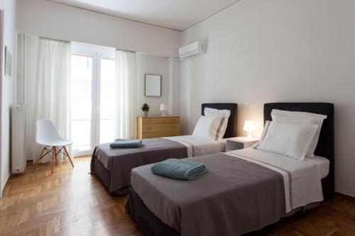 2 bdrm apt for up to 6 guests next to Acropolis museum