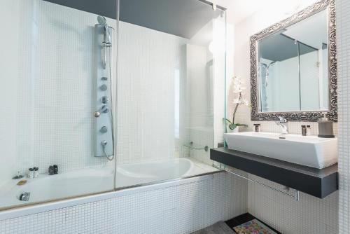 Traveler's Dream 4 brdm Renovated Penthouse