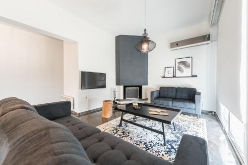 Traveler's Dream 4 brdm Renovated Penthouse