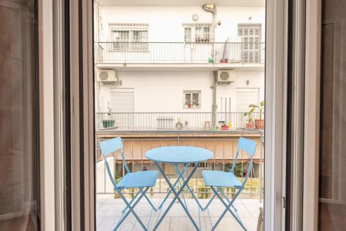 Fresh and Clean apt for 6 in Koukaki